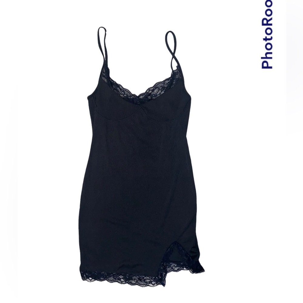Slip lace mini dress black W/ split